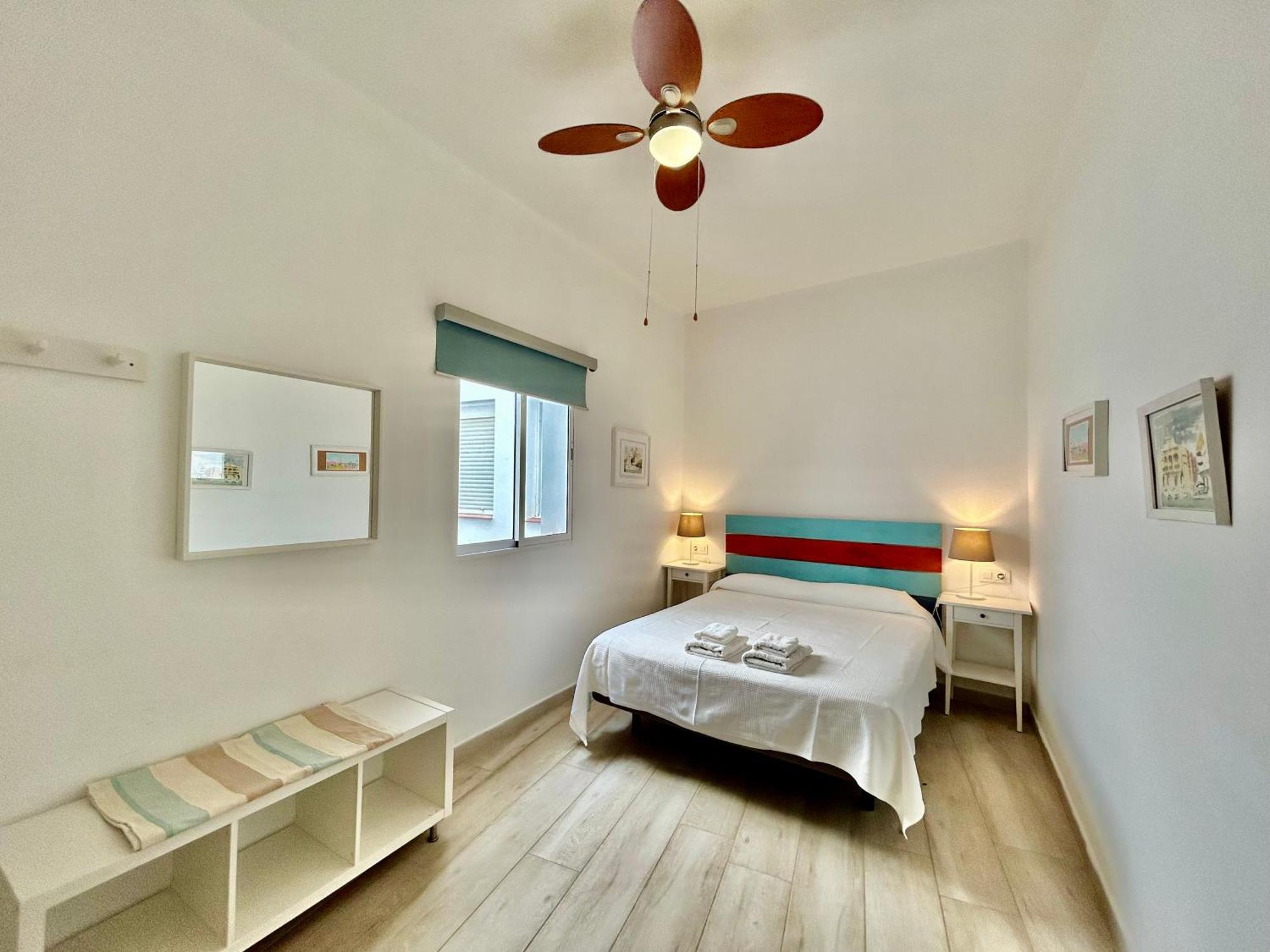 Acogedor Apt 8Pax 4Bdr 2Bth- Cozyhomesevilla2 Exterior photo